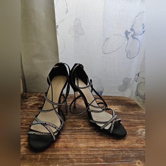 Le Chateau Black Formal Strap Heels with Crystals - Picture 2 of 6